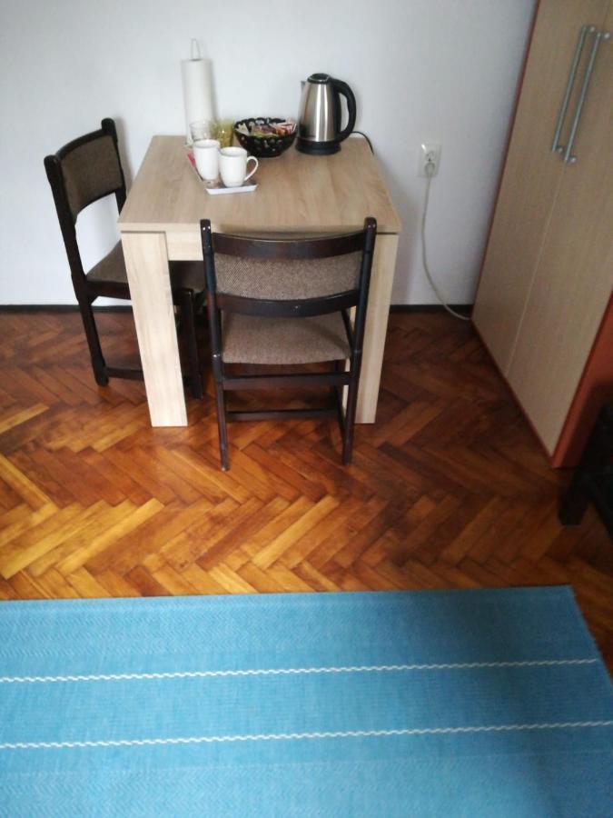 Random Room ซาเกร็บ ภายนอก รูปภาพ